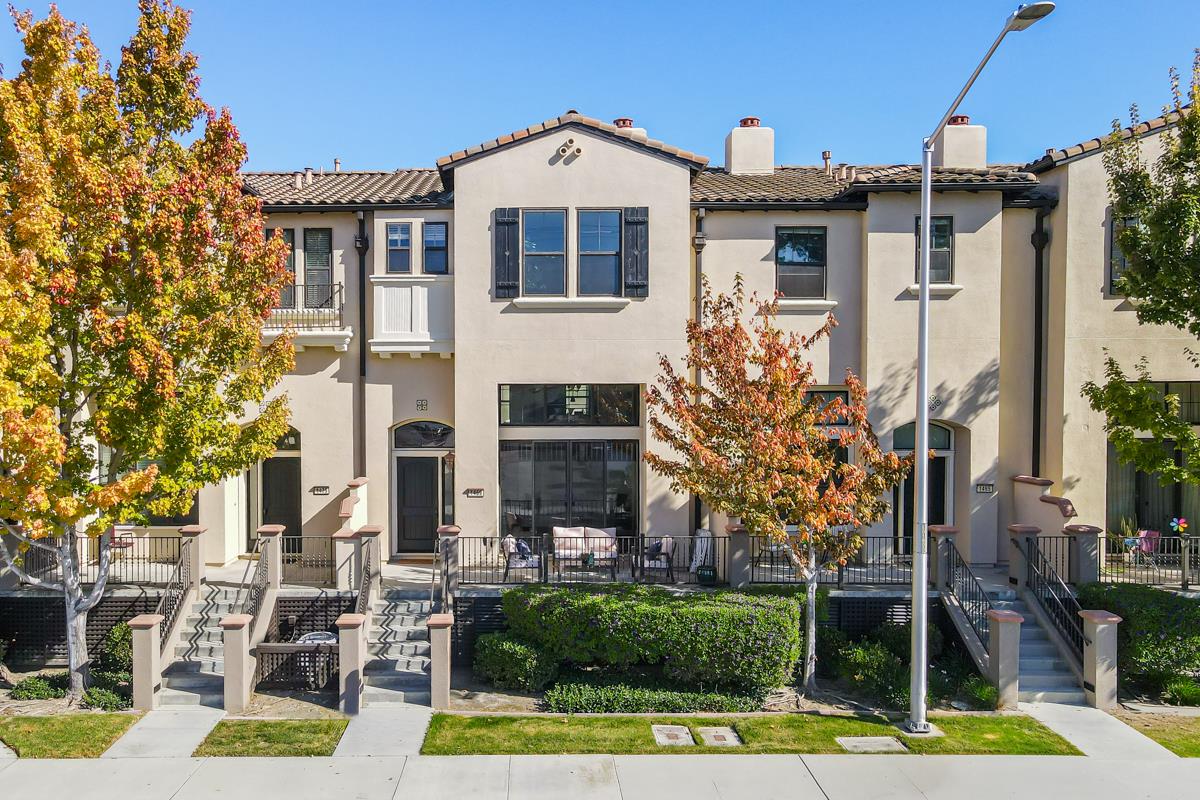 Front Image Thumbnail for ML82037947