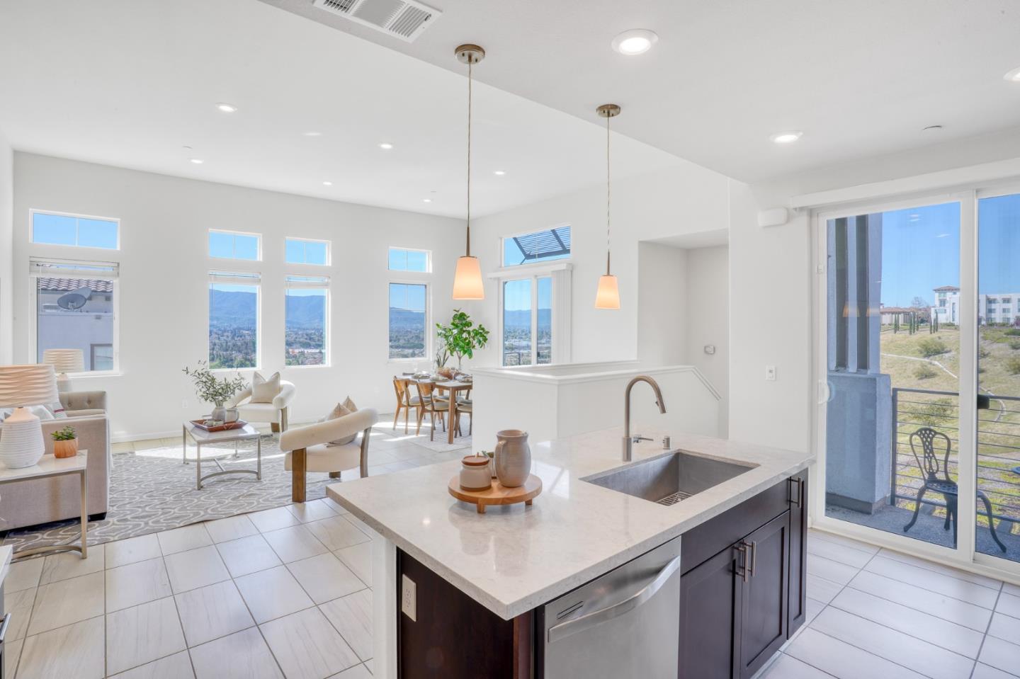 Front Image Thumbnail for ML82037952