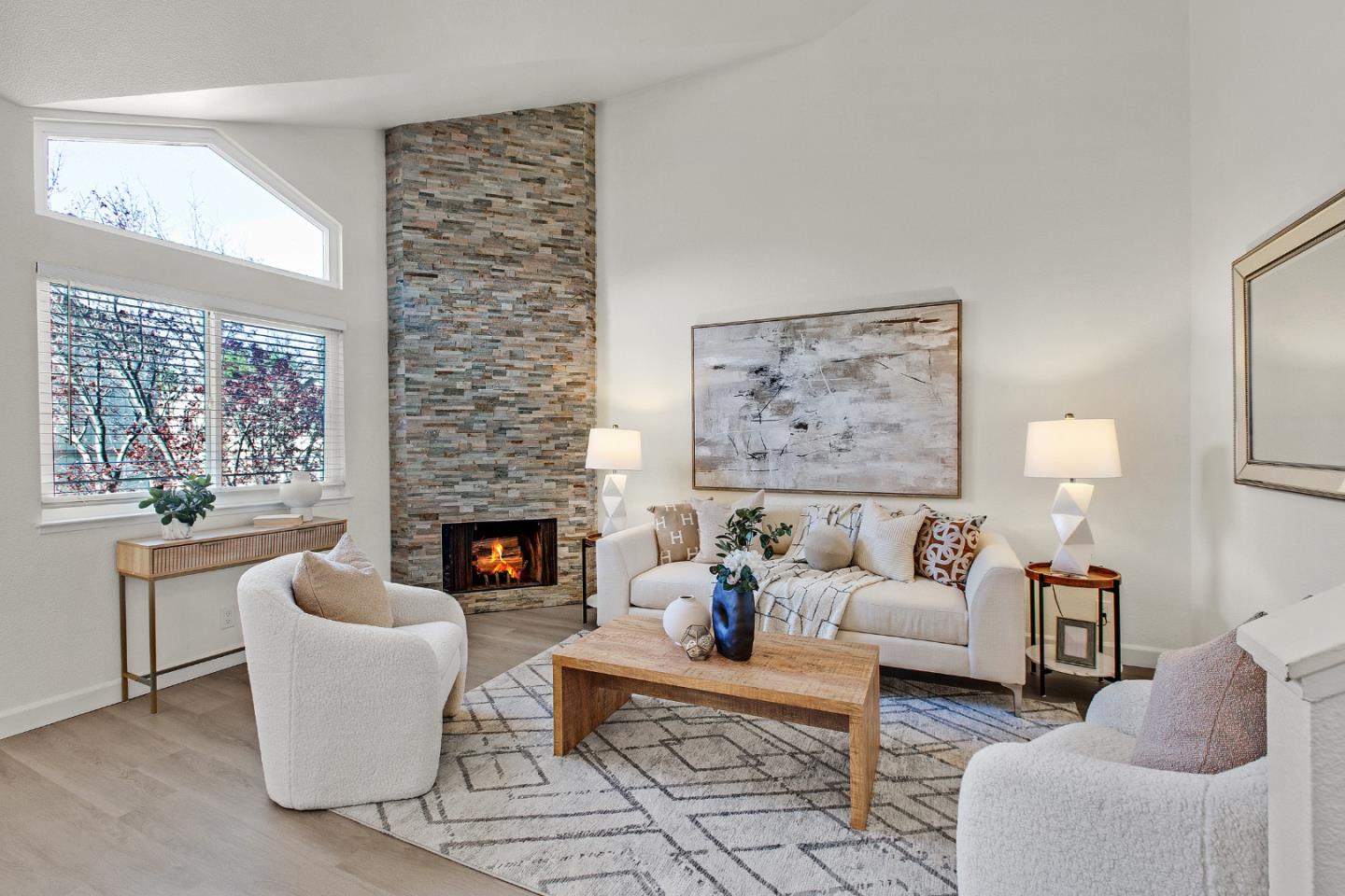 Front Image Thumbnail for ML82037978