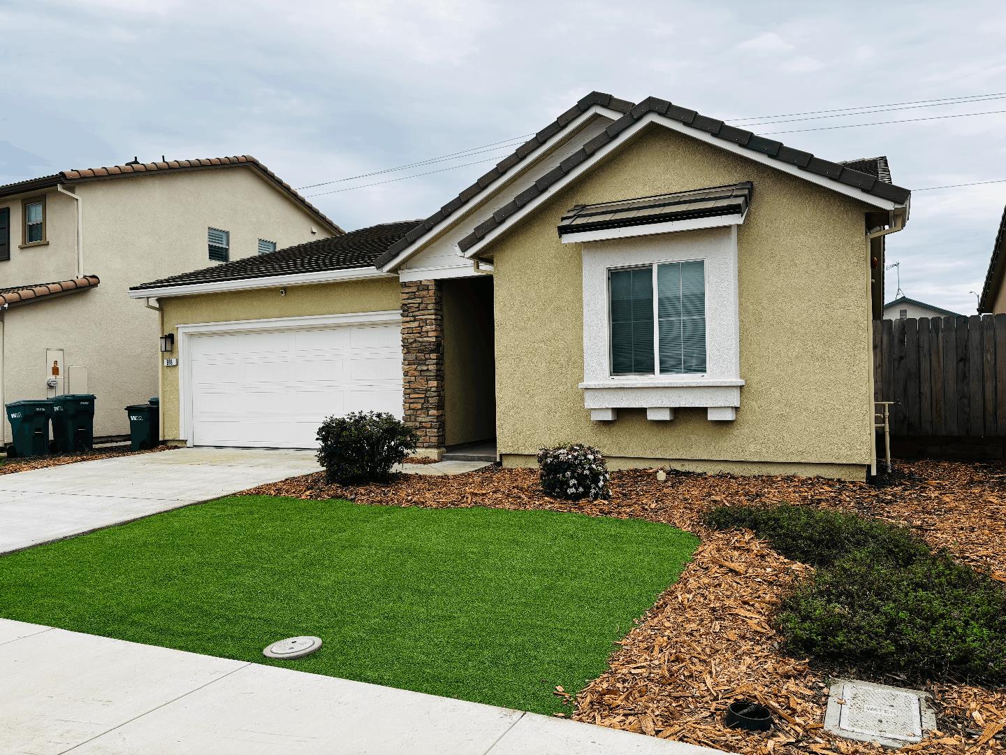 Front Image Thumbnail for ML82038011