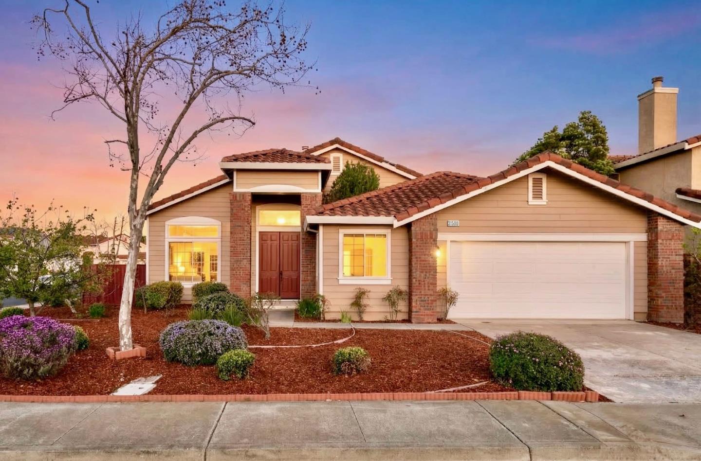 Front Image Thumbnail for ML82038039