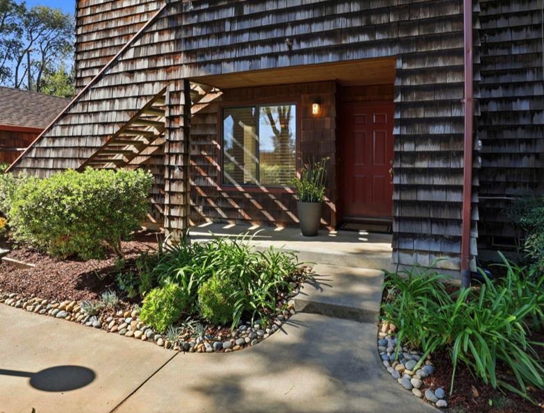 Front Image Thumbnail for ML82038050