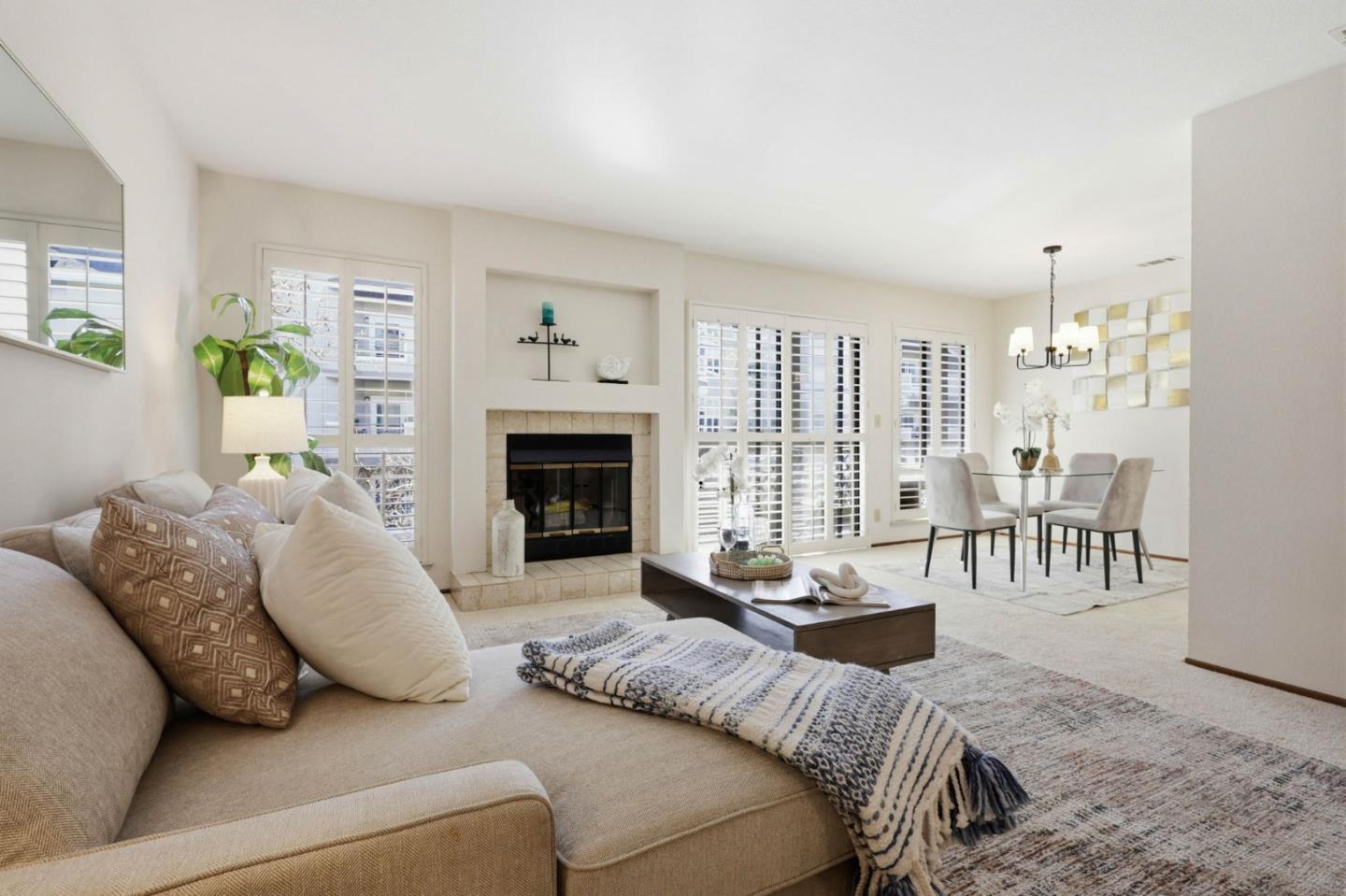 Front Image Thumbnail for ML82038062