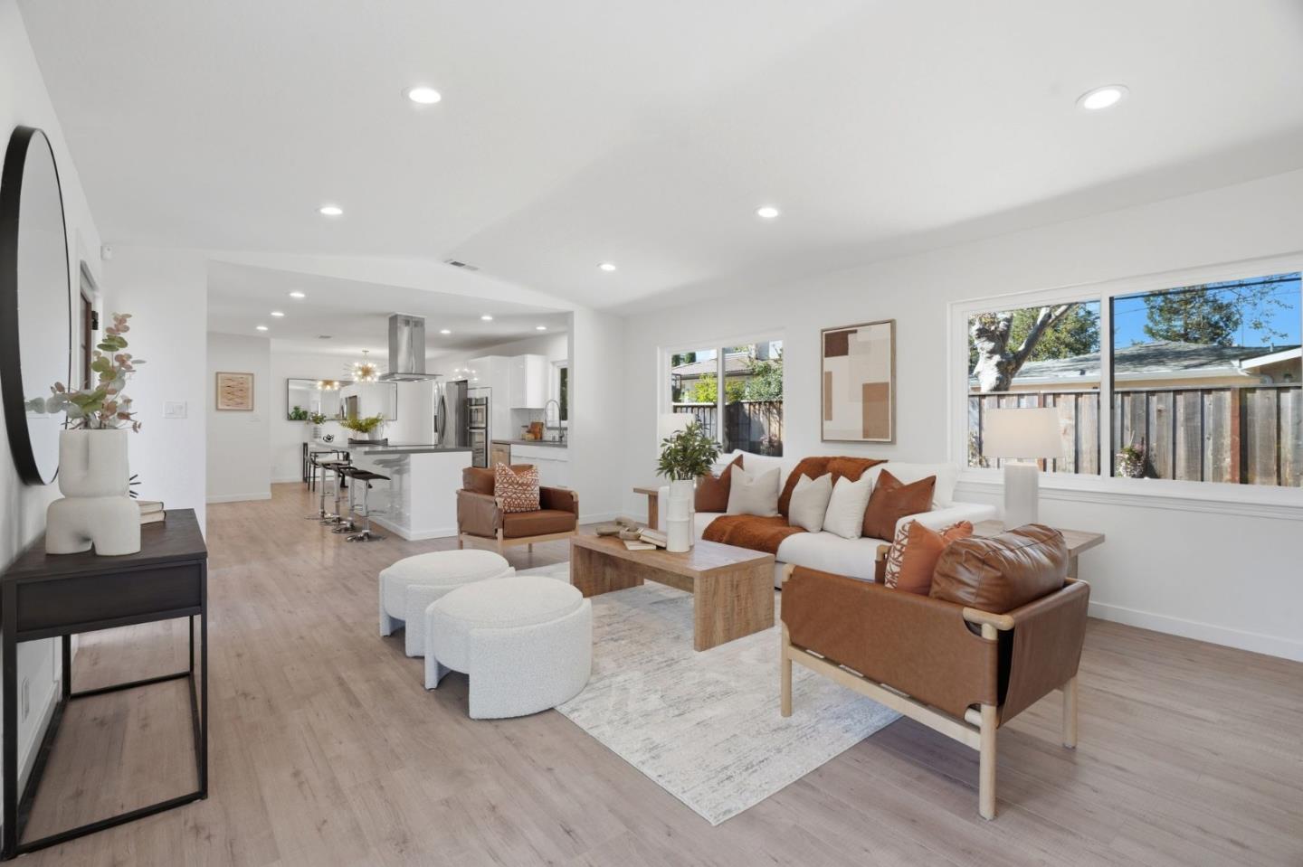 Front Image Thumbnail for ML82038091