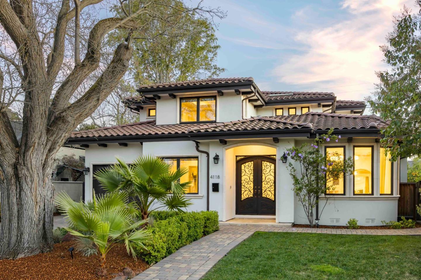 Front Image Thumbnail for ML82038095