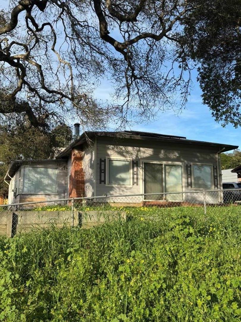 Front Image Thumbnail for ML82038110