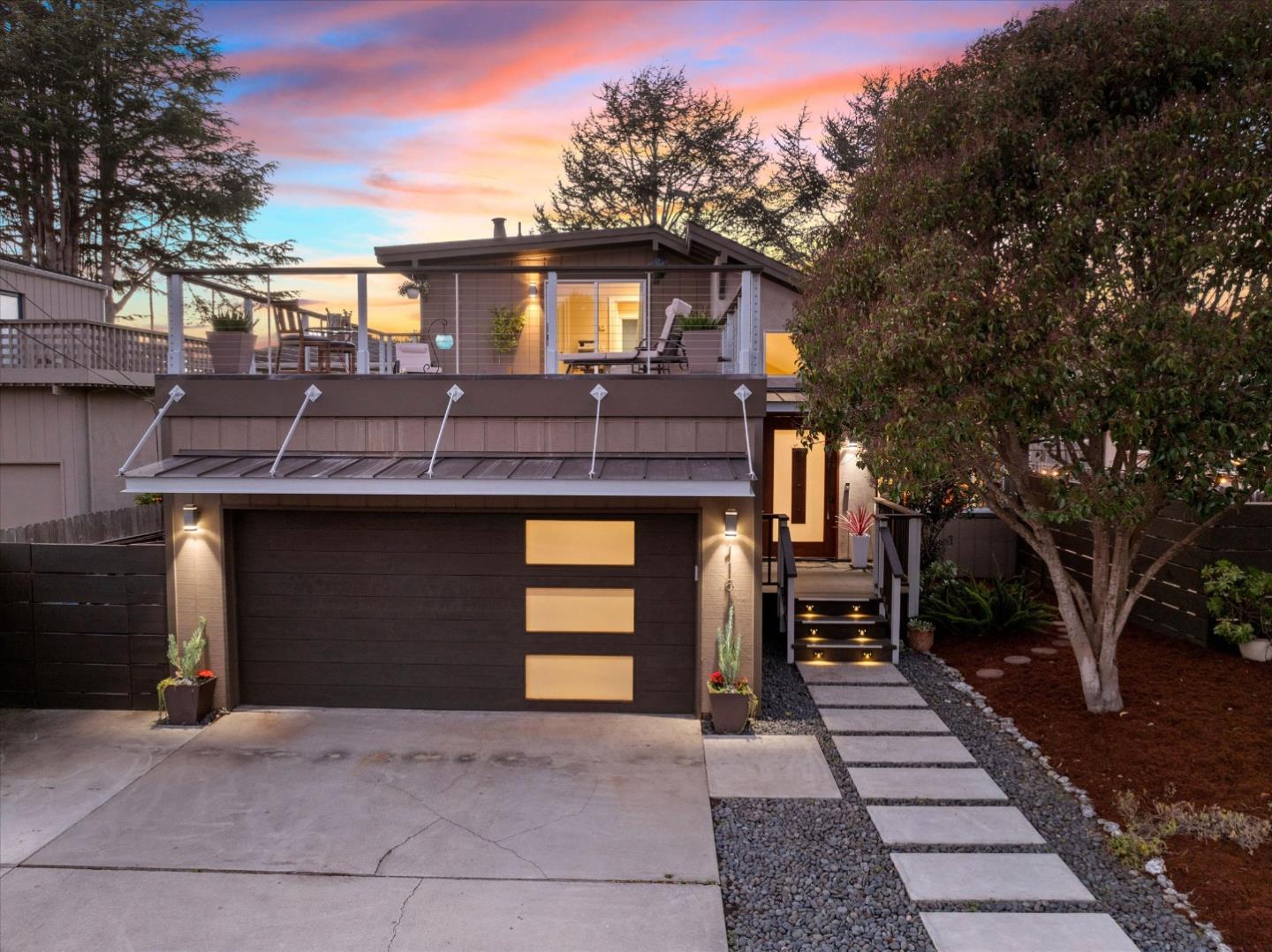 Front Image Thumbnail for ML82038130