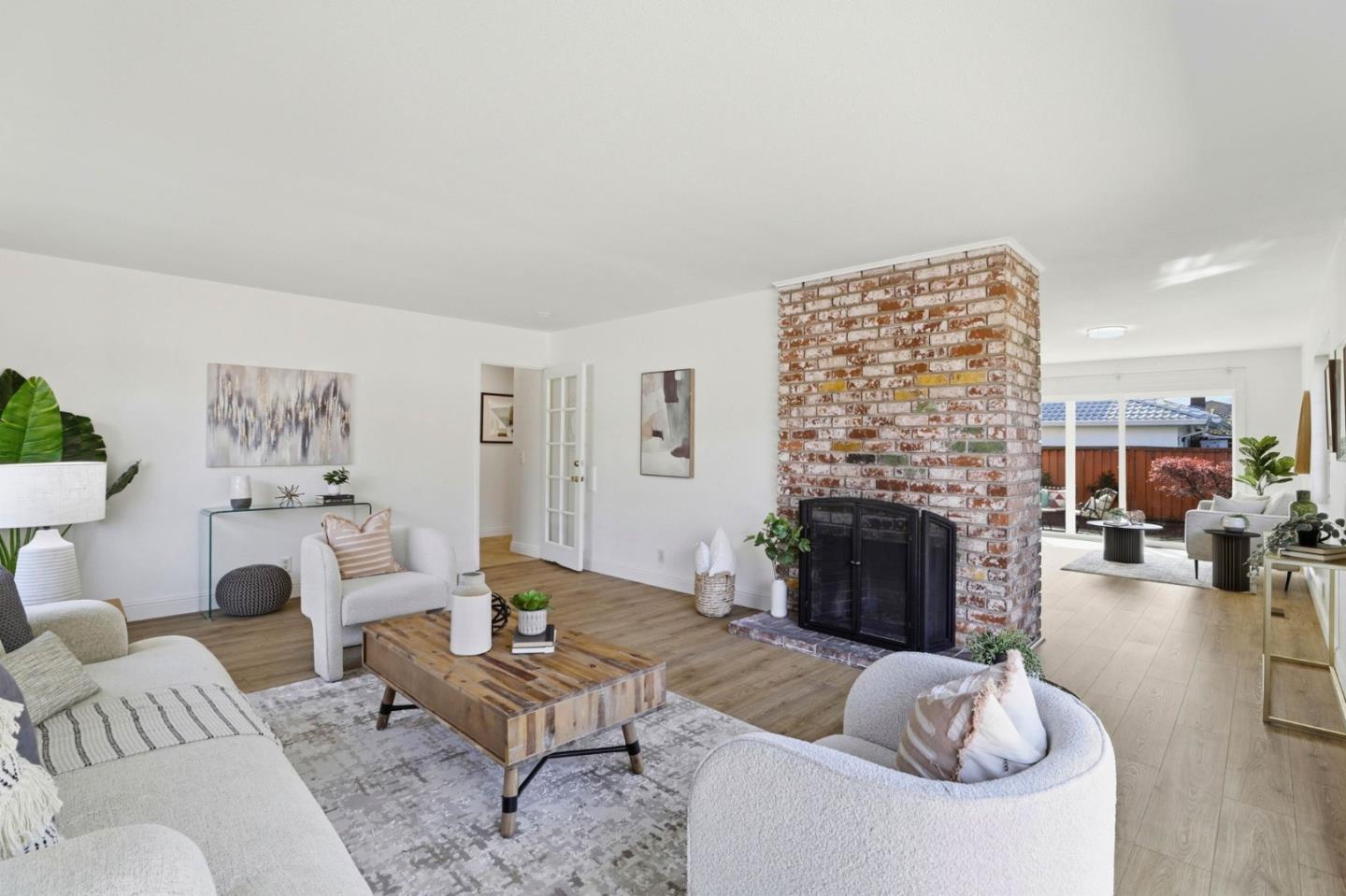 Front Image Thumbnail for ML82038185