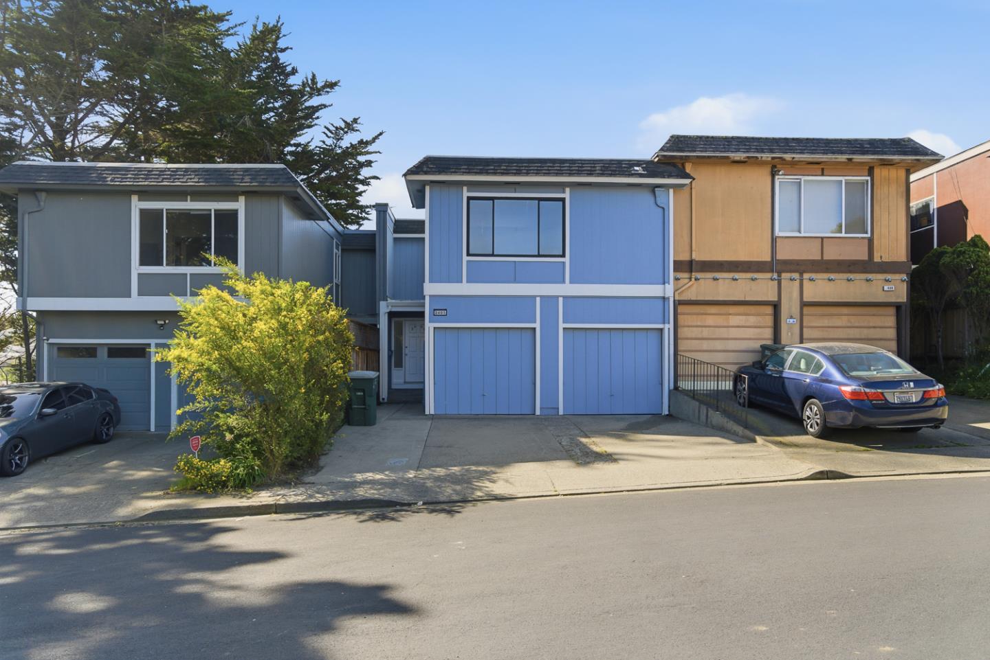 Front Image Thumbnail for ML82038277