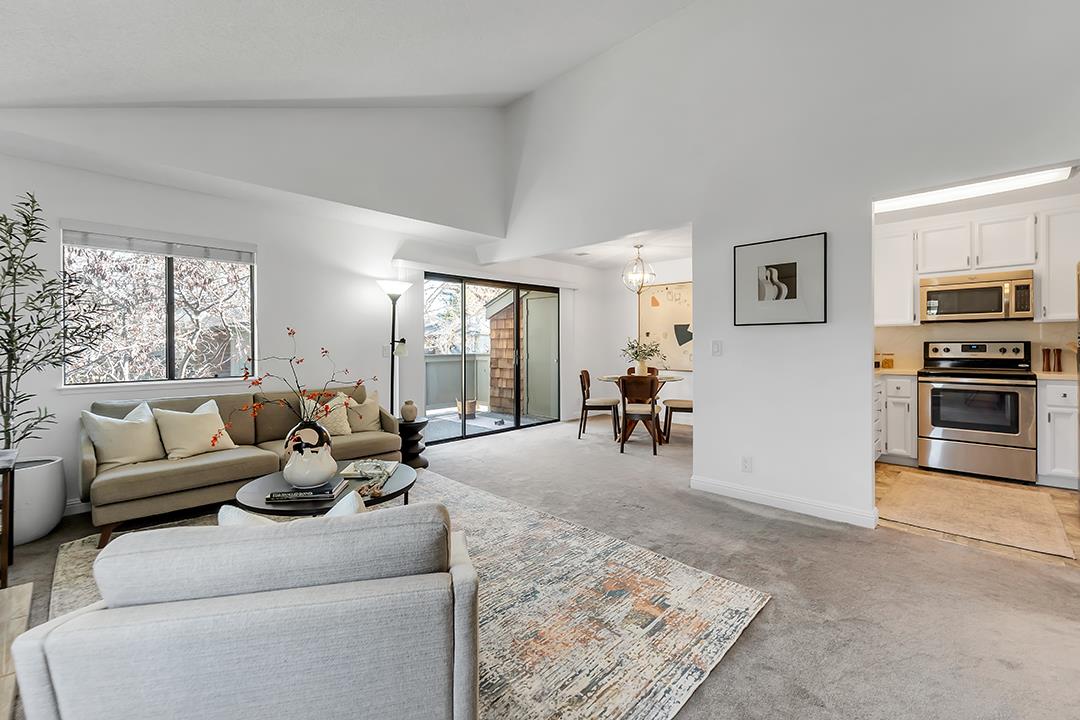 Front Image Thumbnail for ML82038306