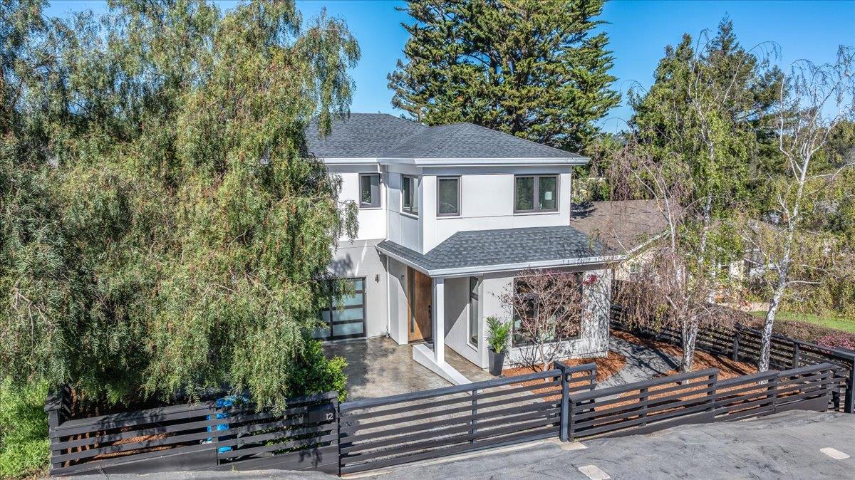 Front Image Thumbnail for ML82038328