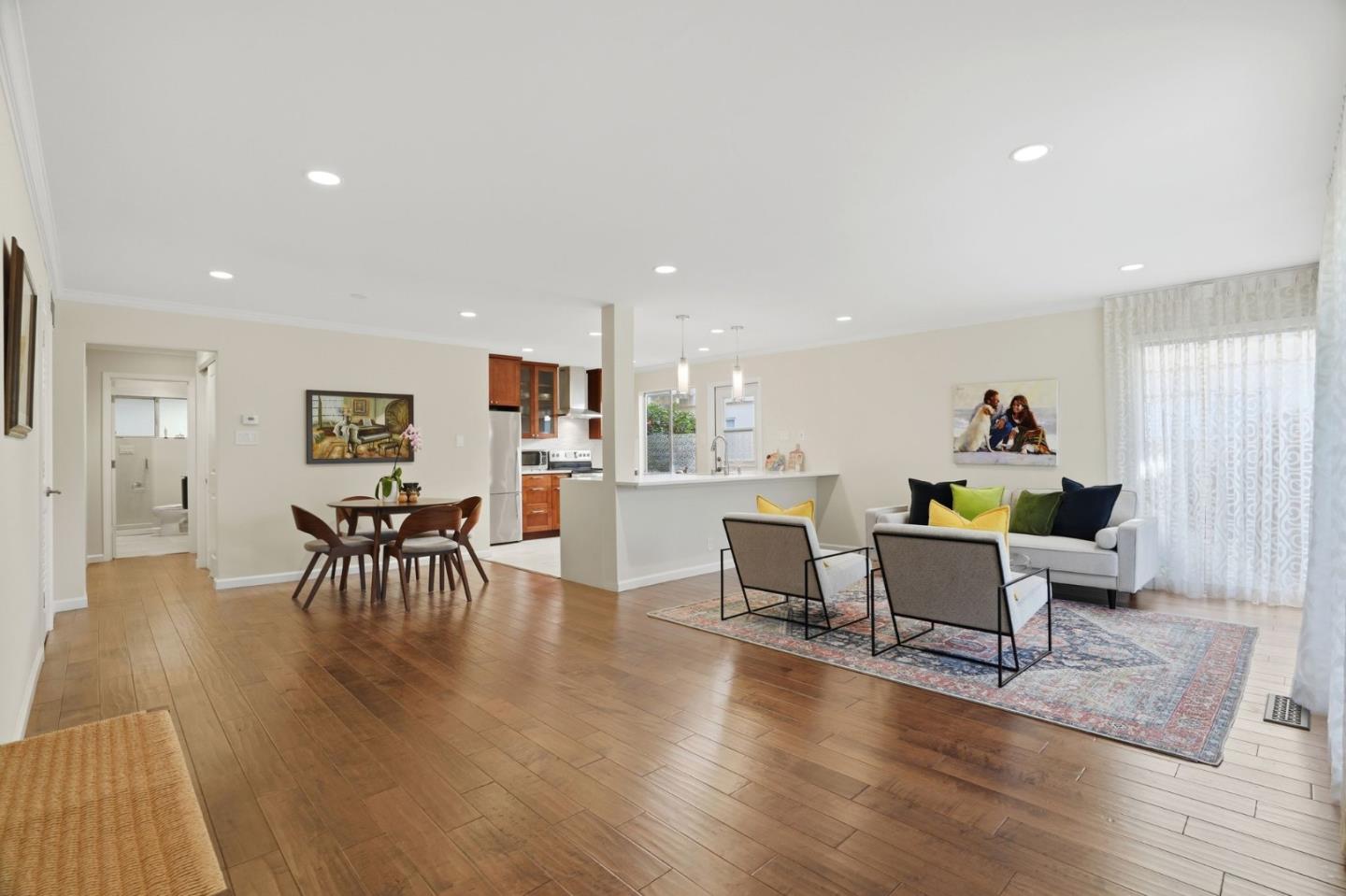 Front Image Thumbnail for ML82038339