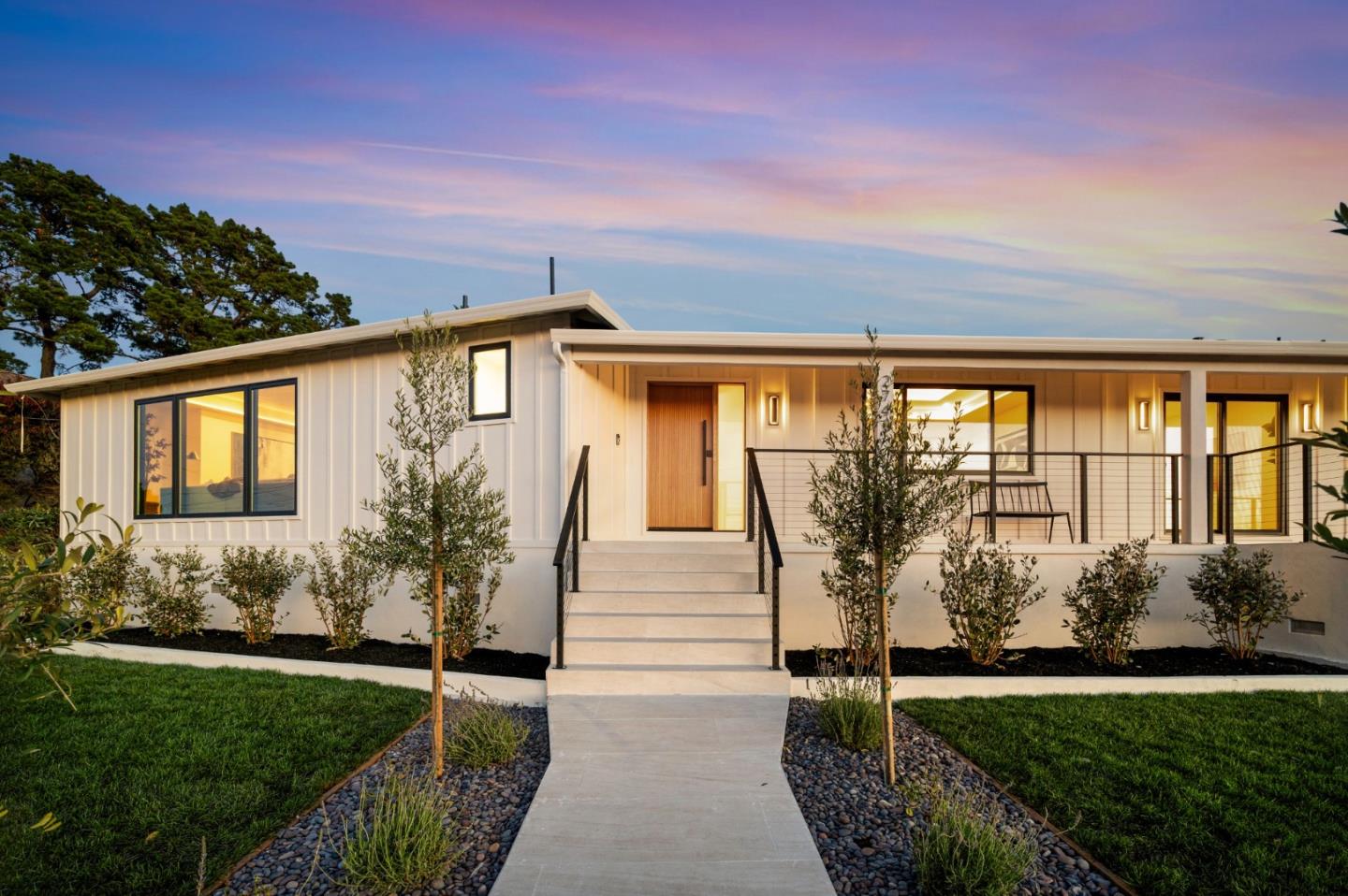 Front Image Thumbnail for ML82038481