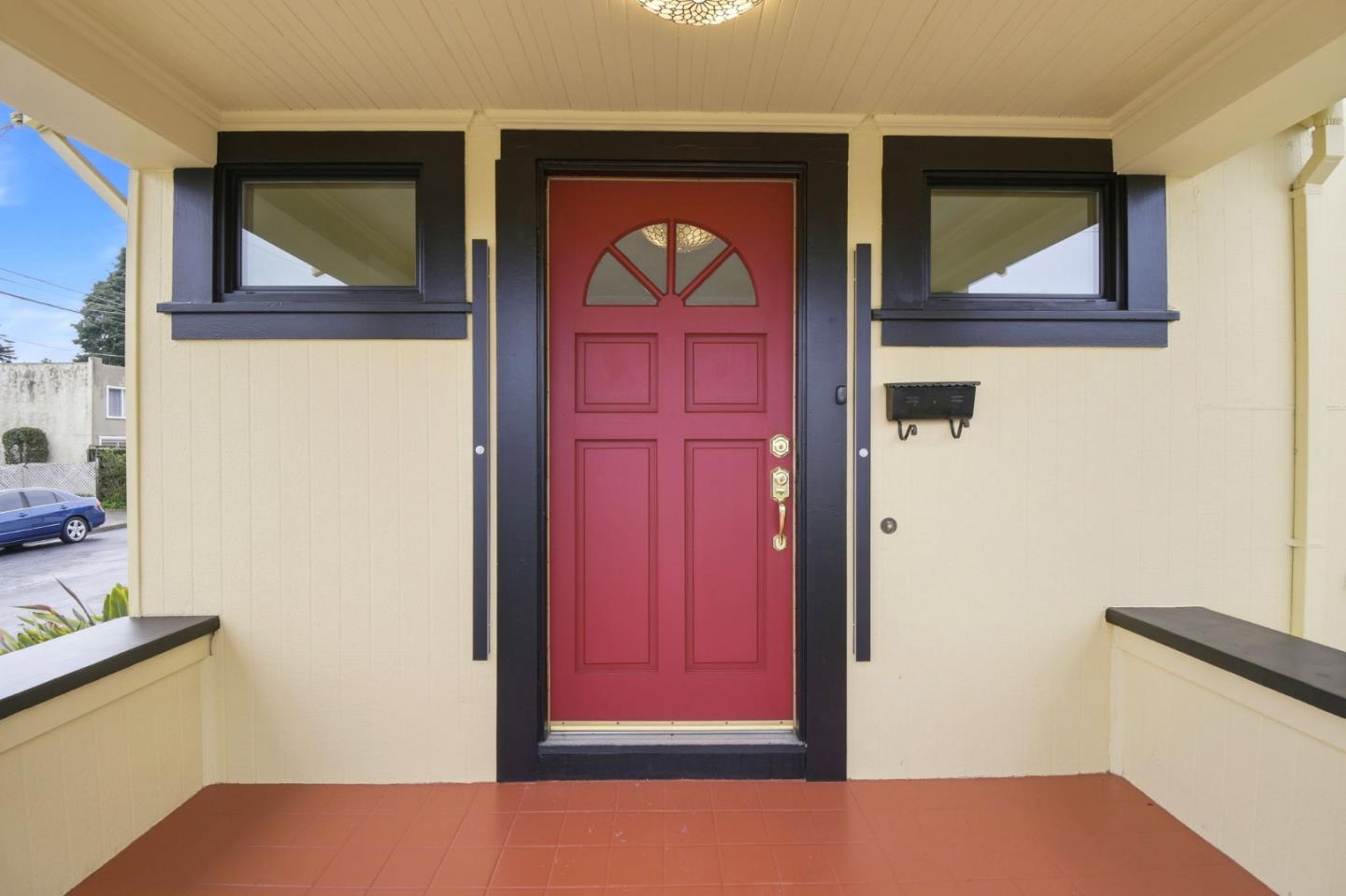 Front Image Thumbnail for ML82038504