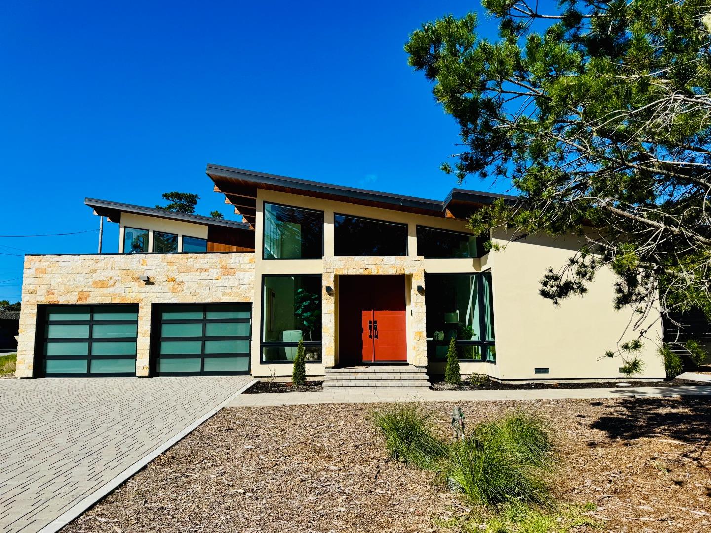 Front Image Thumbnail for ML82038600