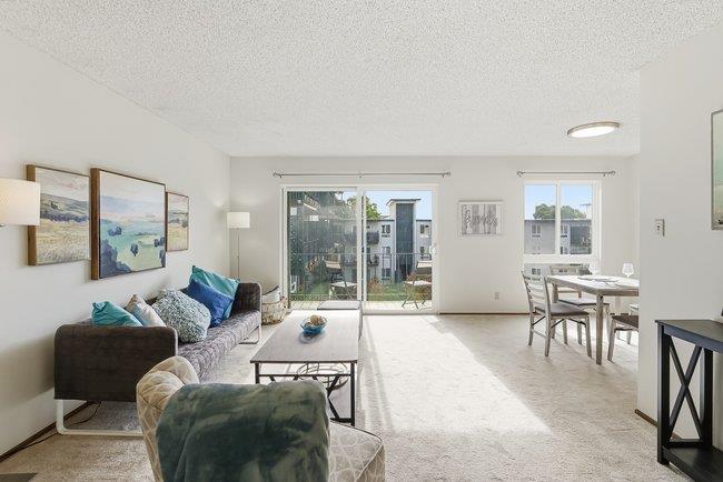 Front Image Thumbnail for ML82038629