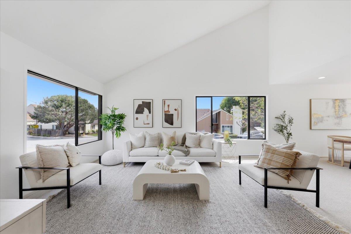 Front Image Thumbnail for ML82038653