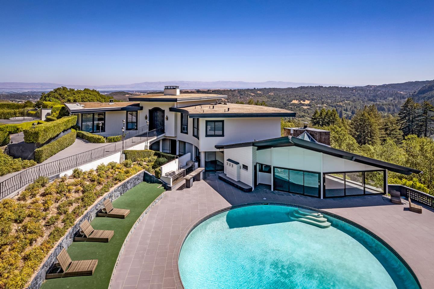 Front Image Thumbnail for ML82038669