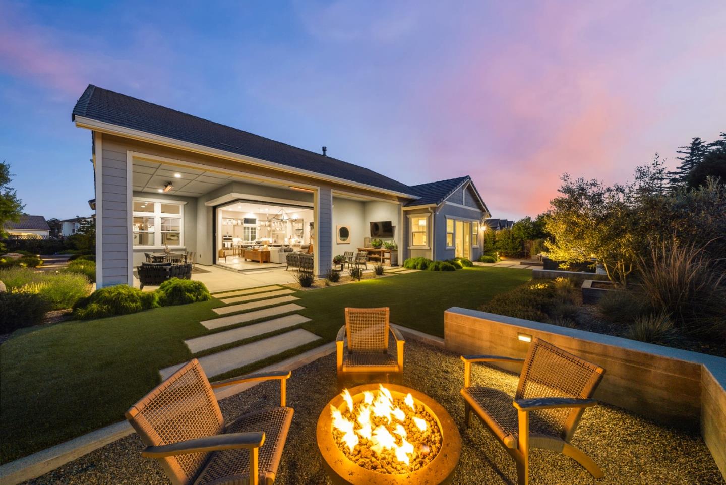 Front Image Thumbnail for ML82038736