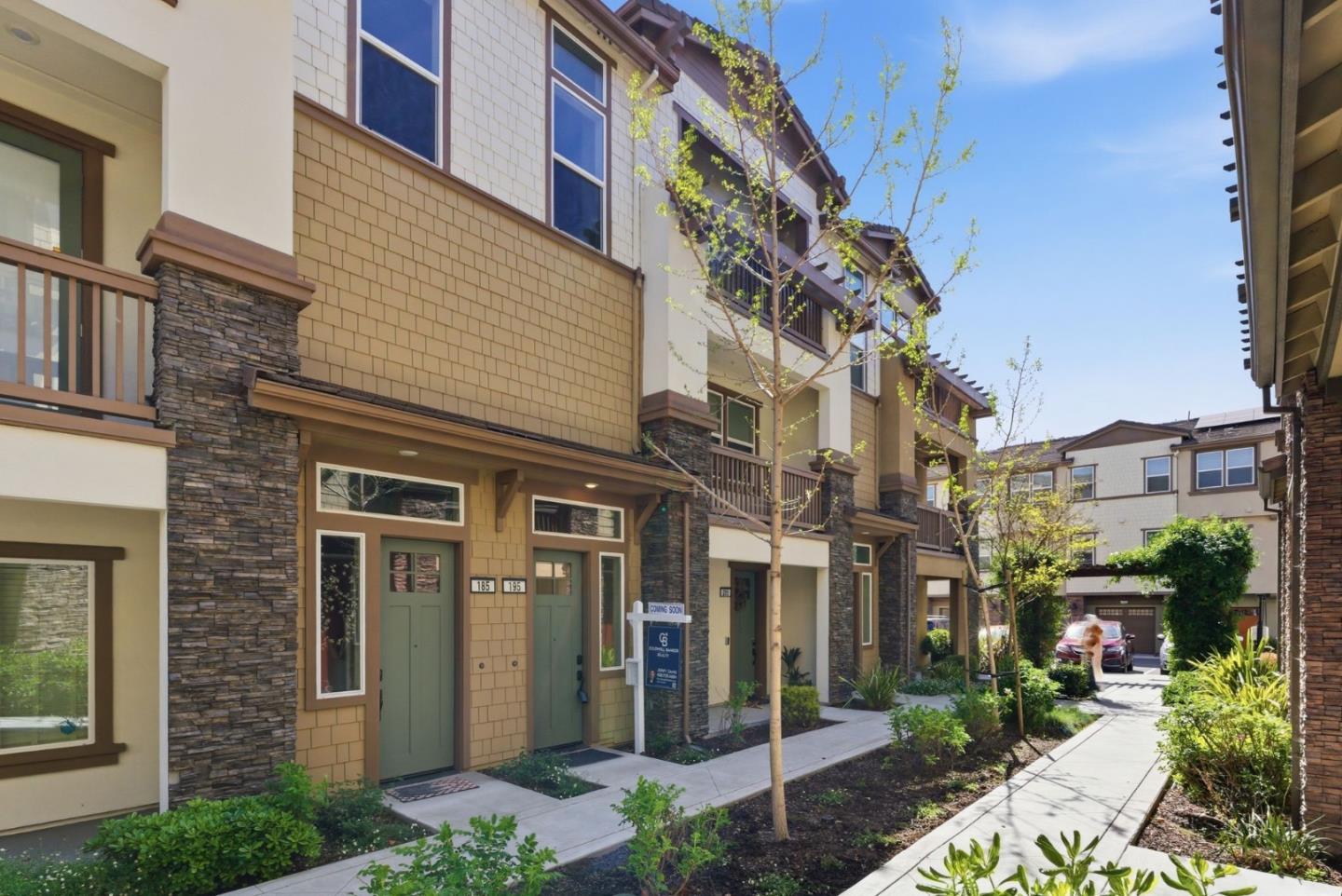 Front Image Thumbnail for ML82038754