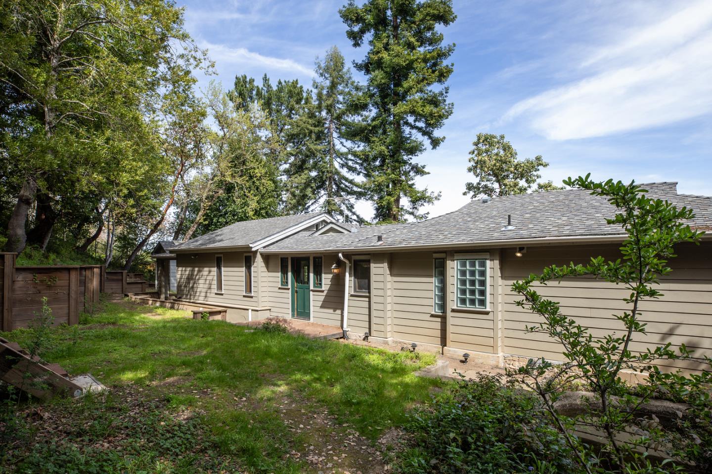 Front Image Thumbnail for ML82038783