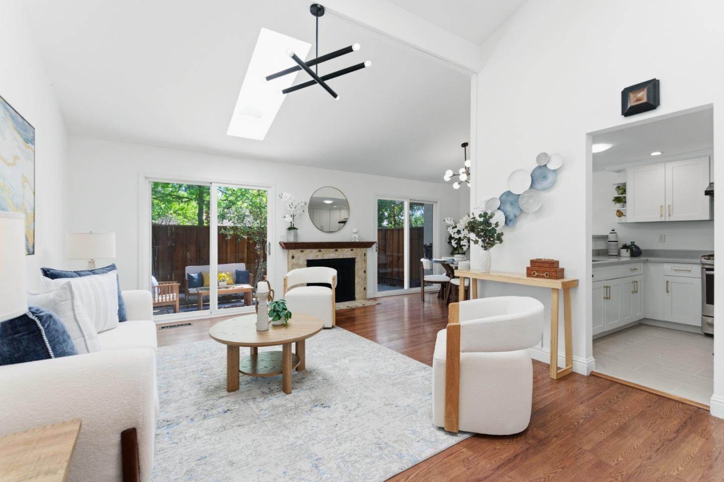 Front Image Thumbnail for ML82038860