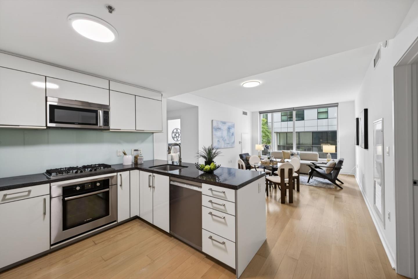 Front Image Thumbnail for ML82038905