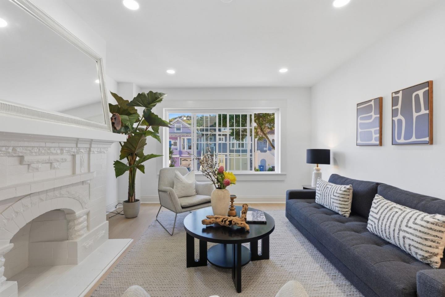 Front Image Thumbnail for ML82038907