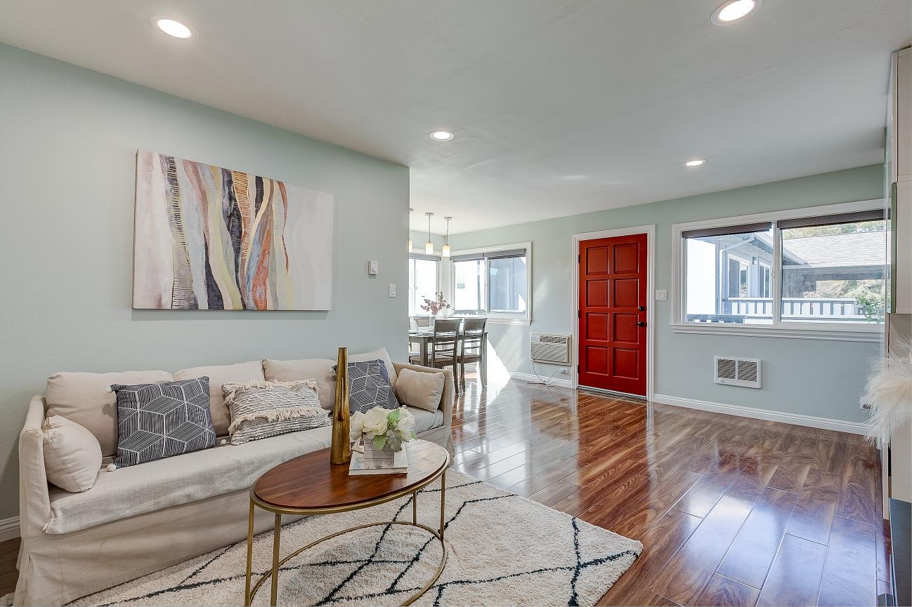 Front Image Thumbnail for ML82038965