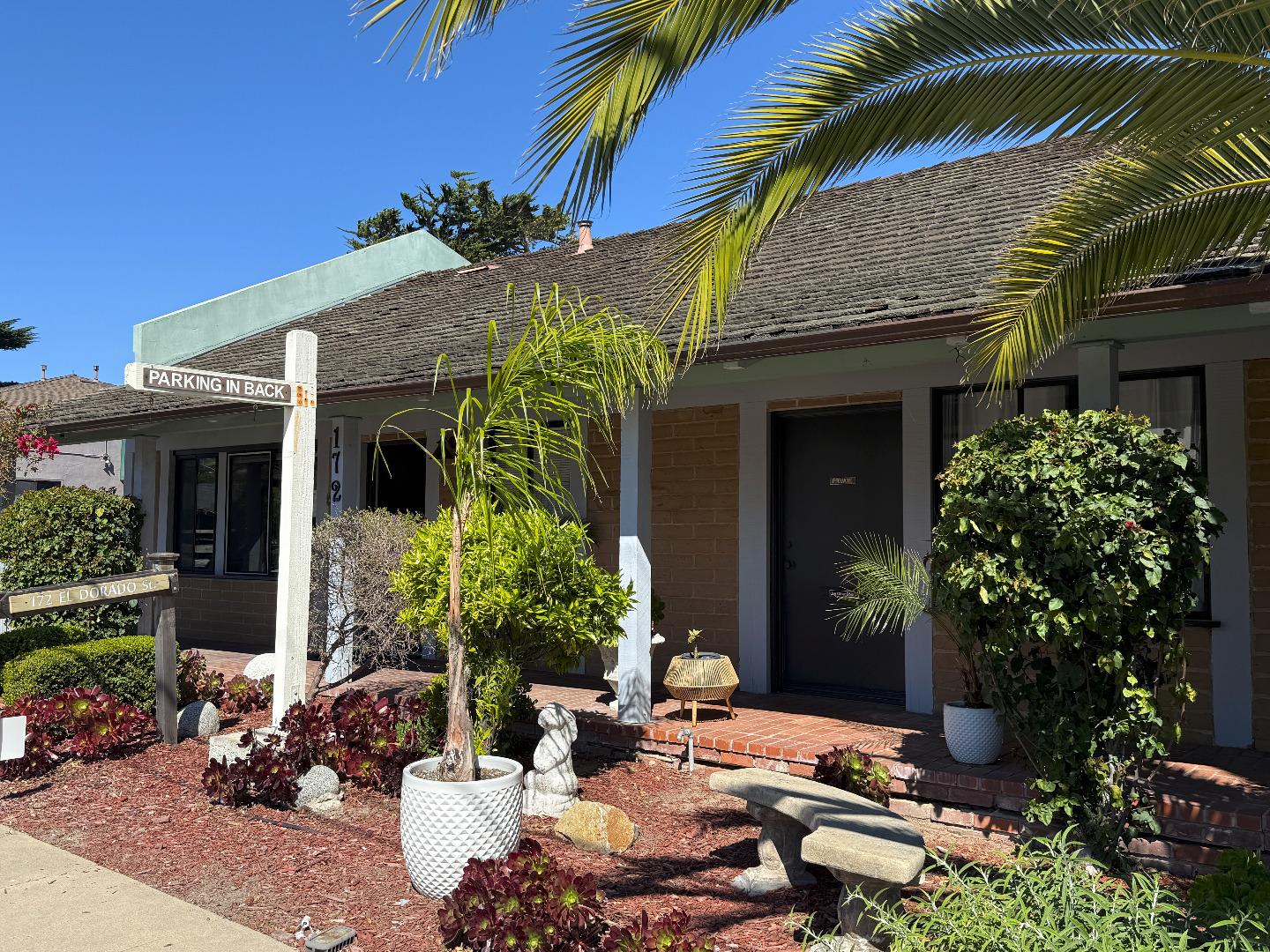 Front Image Thumbnail for ML82039011