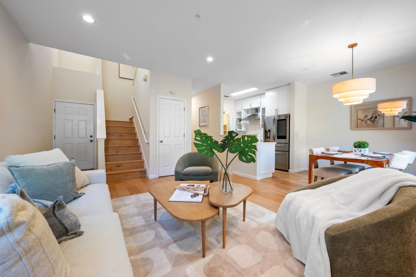 Front Image Thumbnail for ML82039085