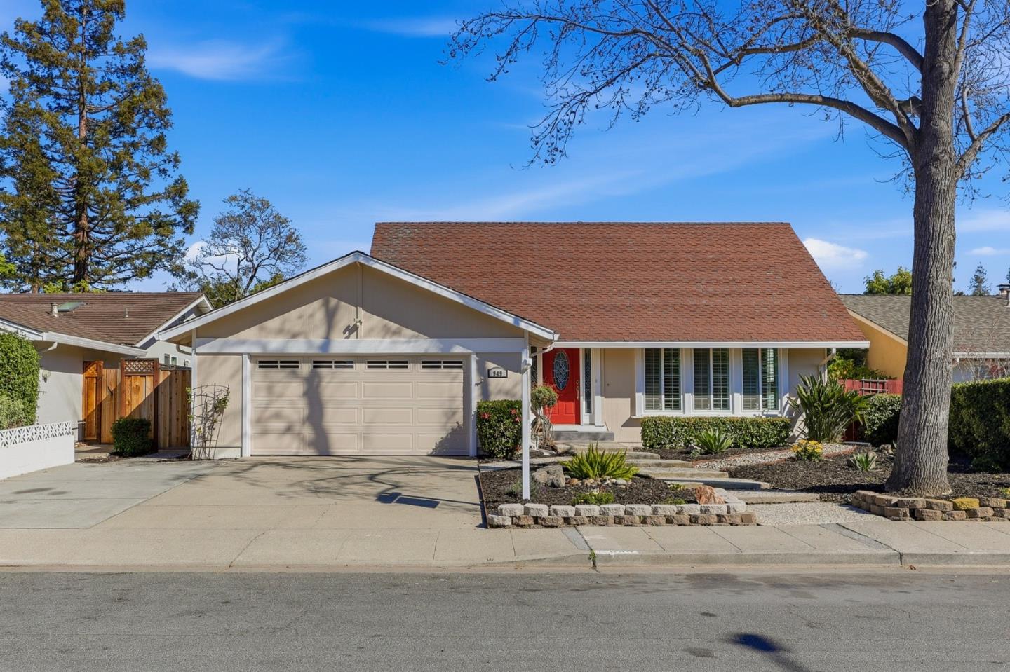 Front Image Thumbnail for ML82039131