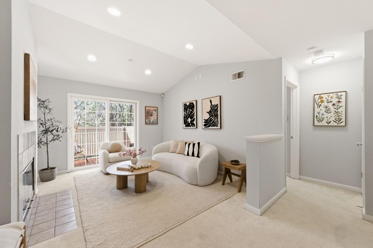 Front Image Thumbnail for ML82039152