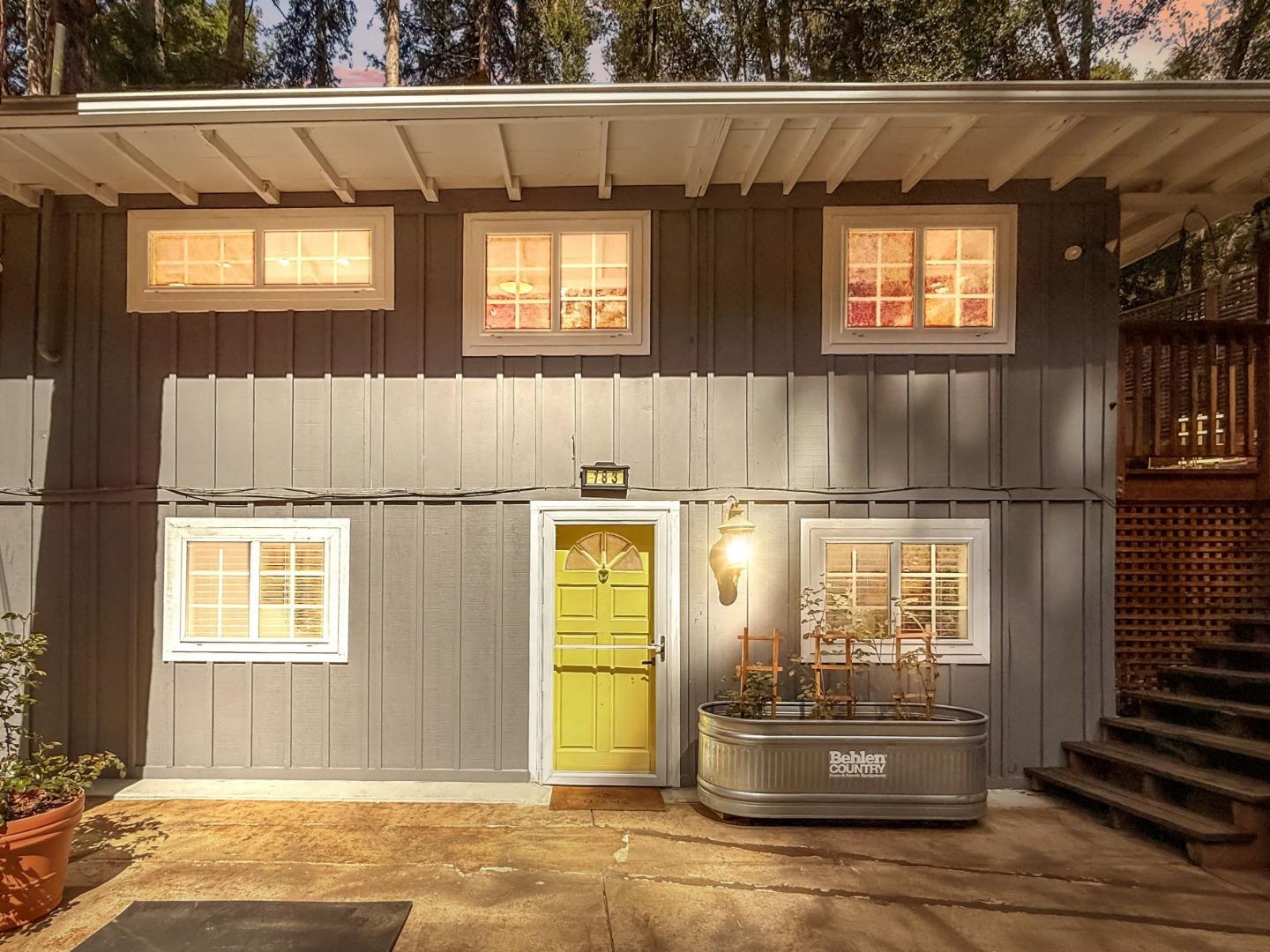 Front Image Thumbnail for ML82039231