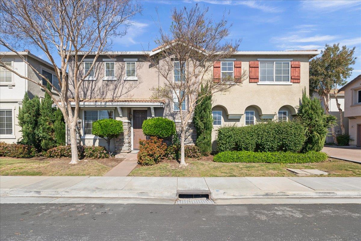 Front Image Thumbnail for ML82039246