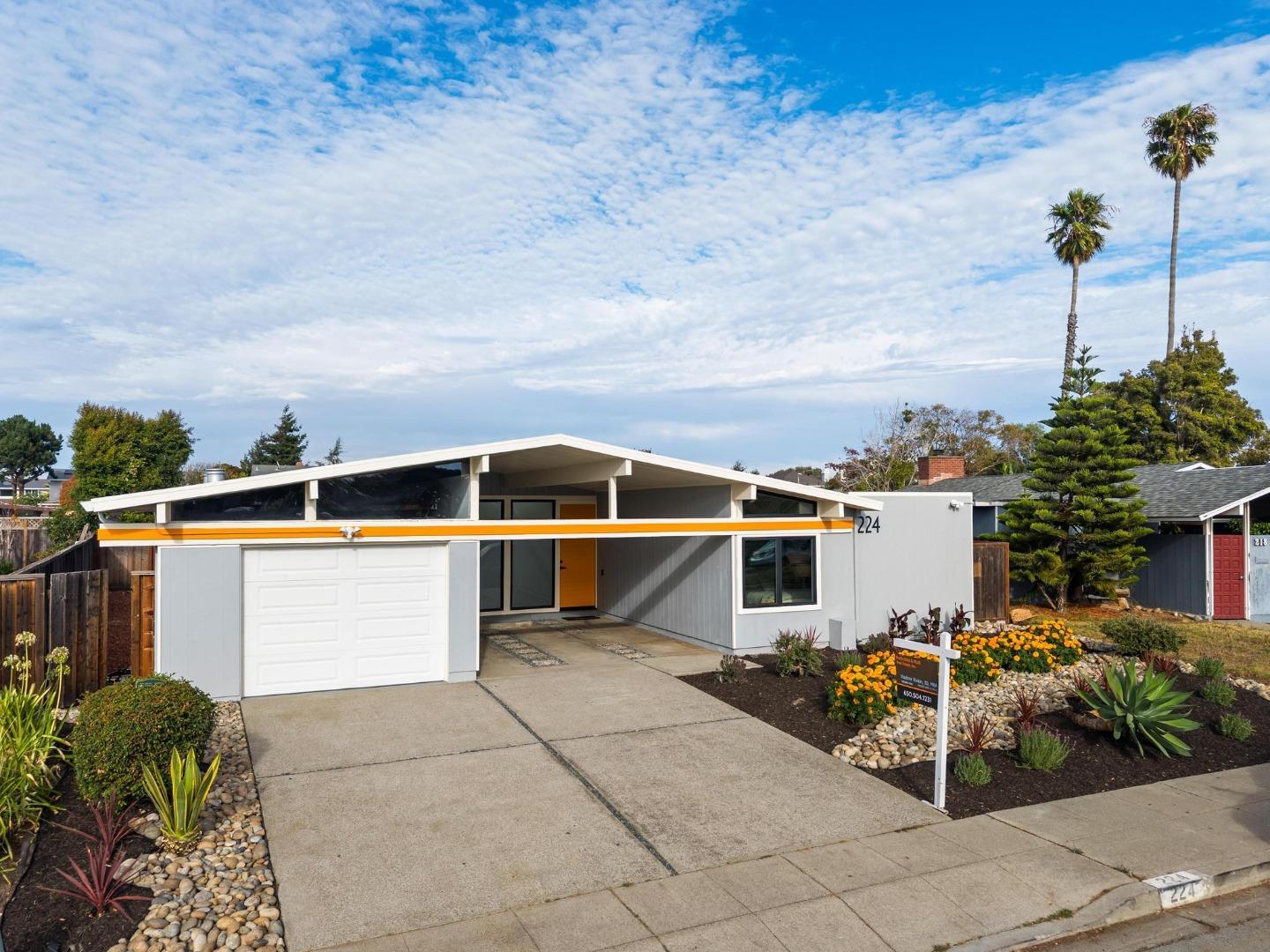 Front Image Thumbnail for ML82039258