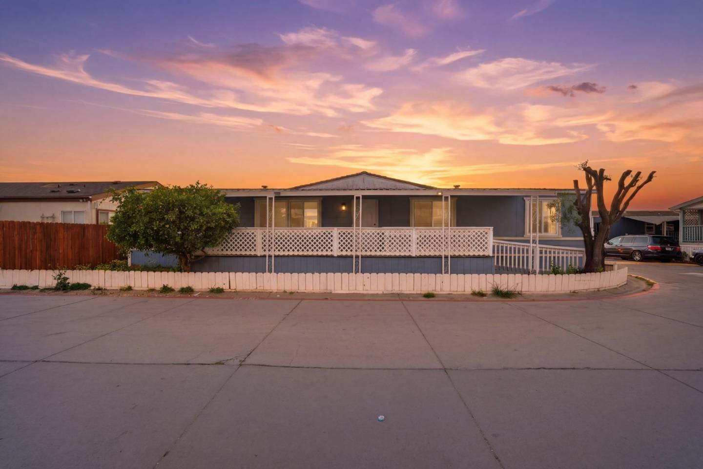 Front Image Thumbnail for ML82039282