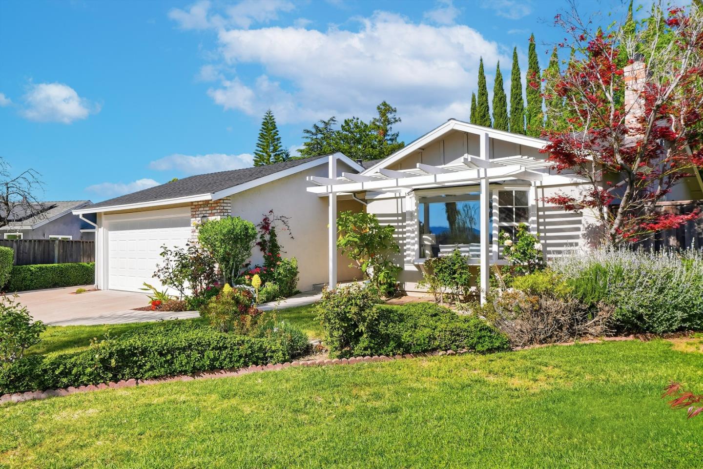 Front Image Thumbnail for ML82039283