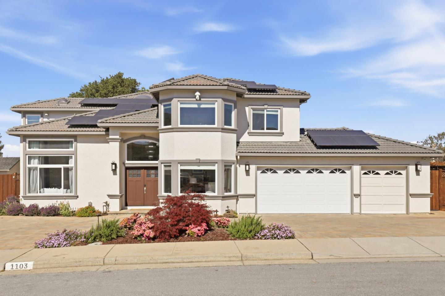 Front Image Thumbnail for ML82039366