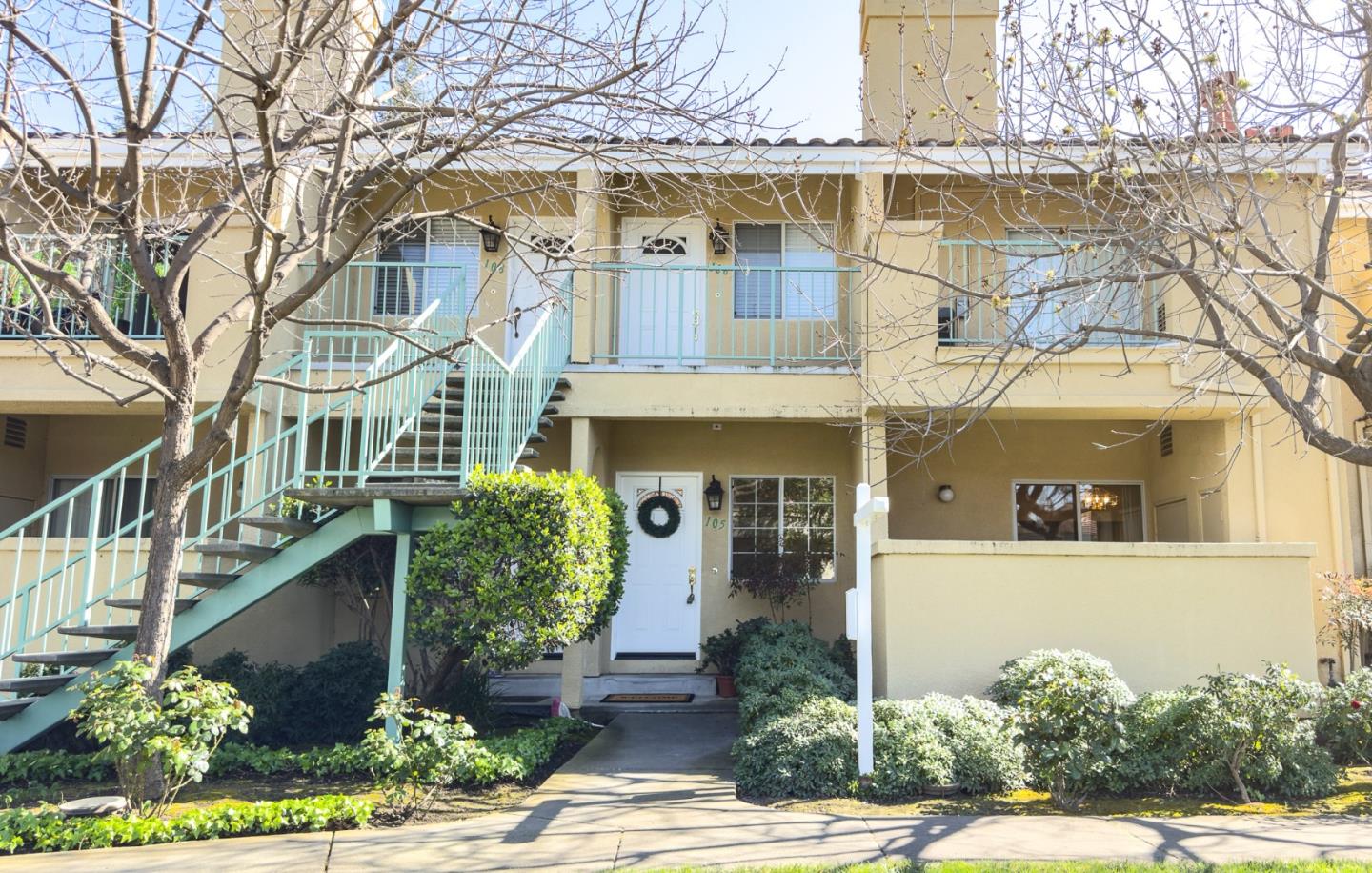 Front Image Thumbnail for ML82039411