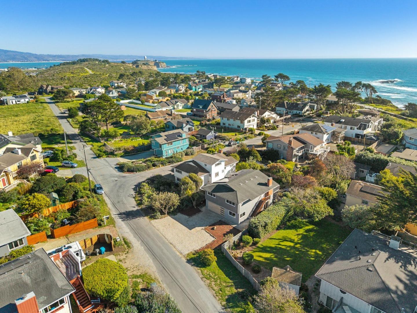 Front Image Thumbnail for ML82039460