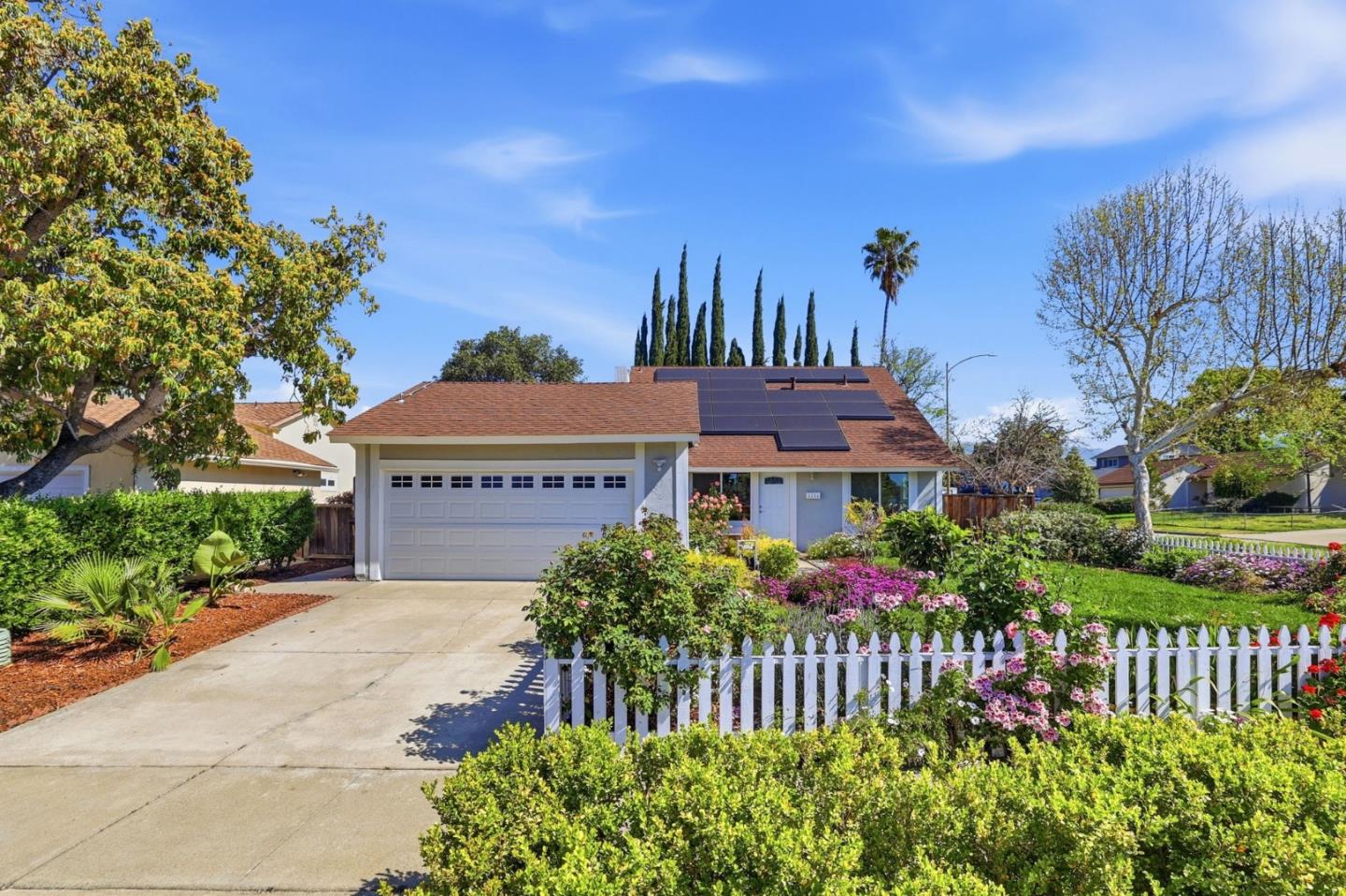 Front Image Thumbnail for ML82039517