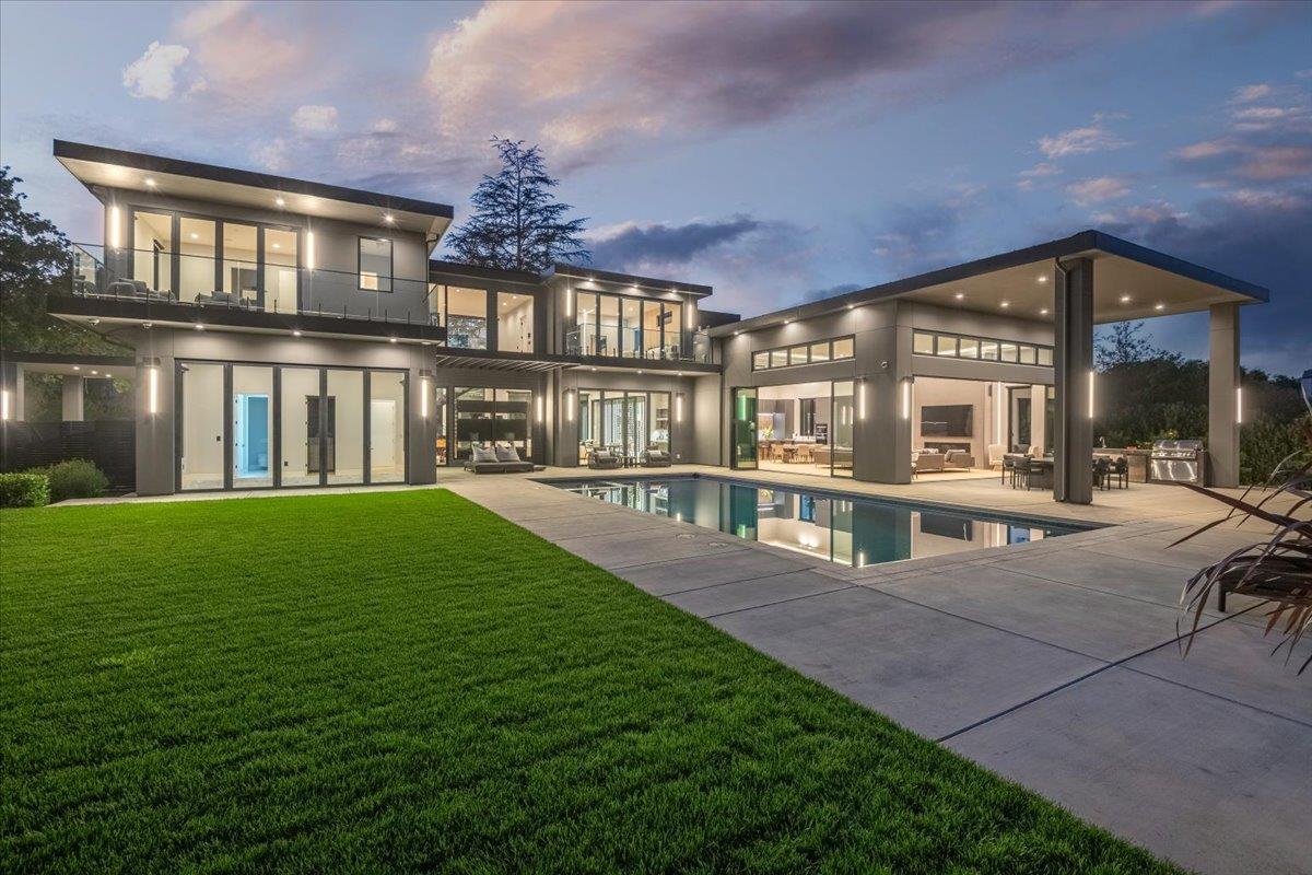 Front Image Thumbnail for ML82039525