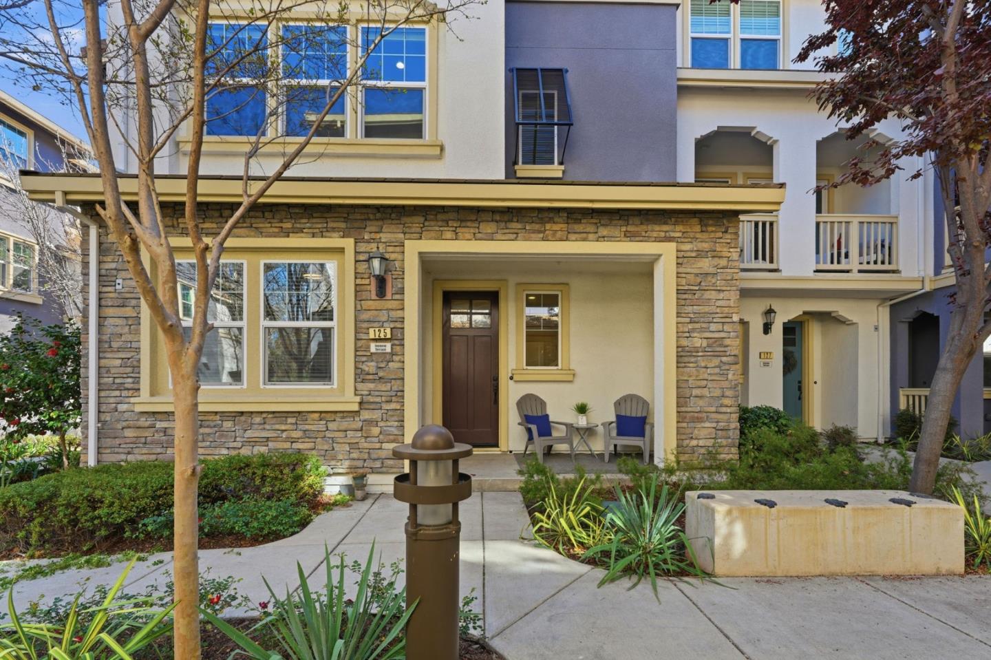 Front Image Thumbnail for ML82039559