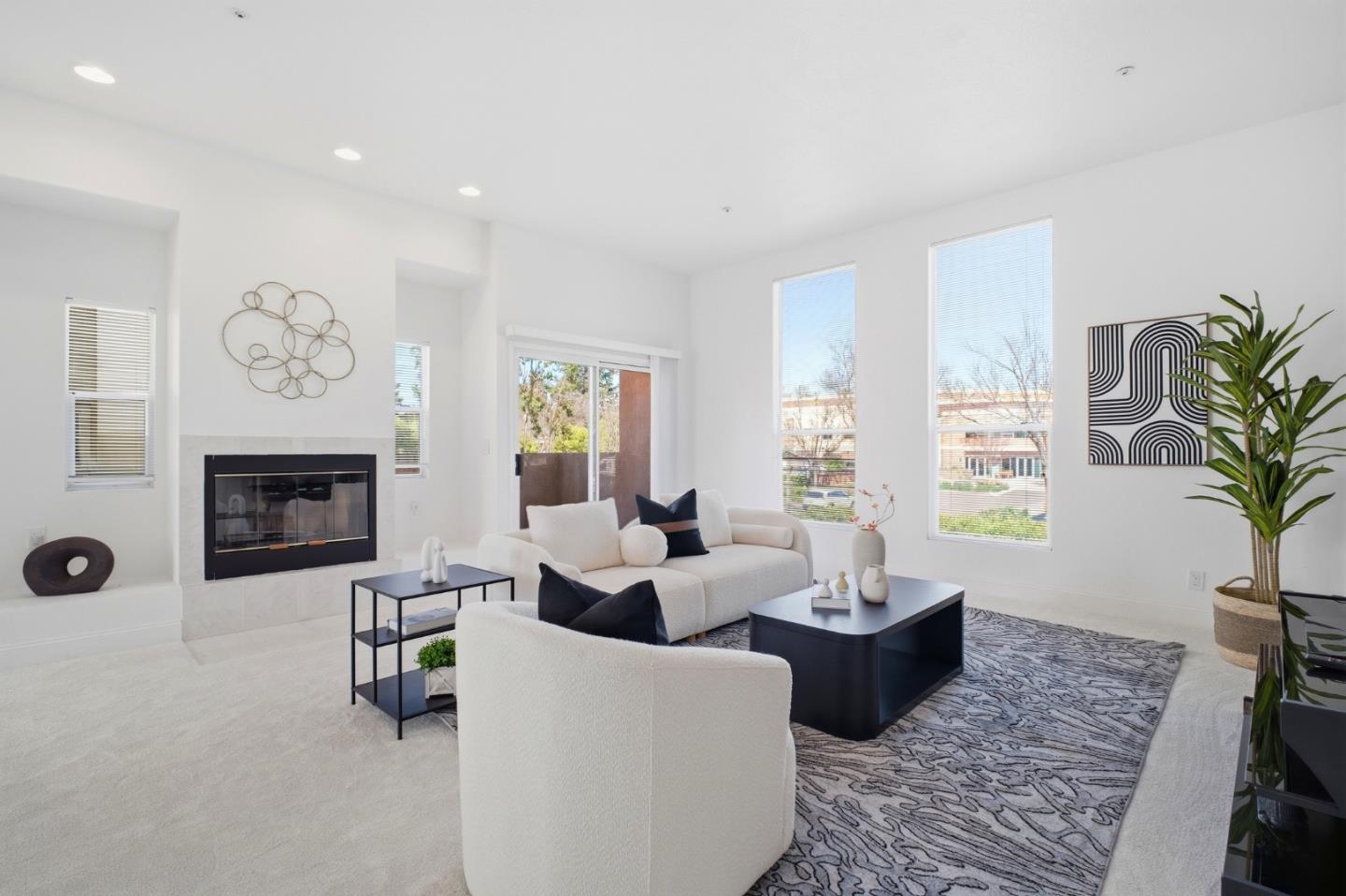 Front Image Thumbnail for ML82039560