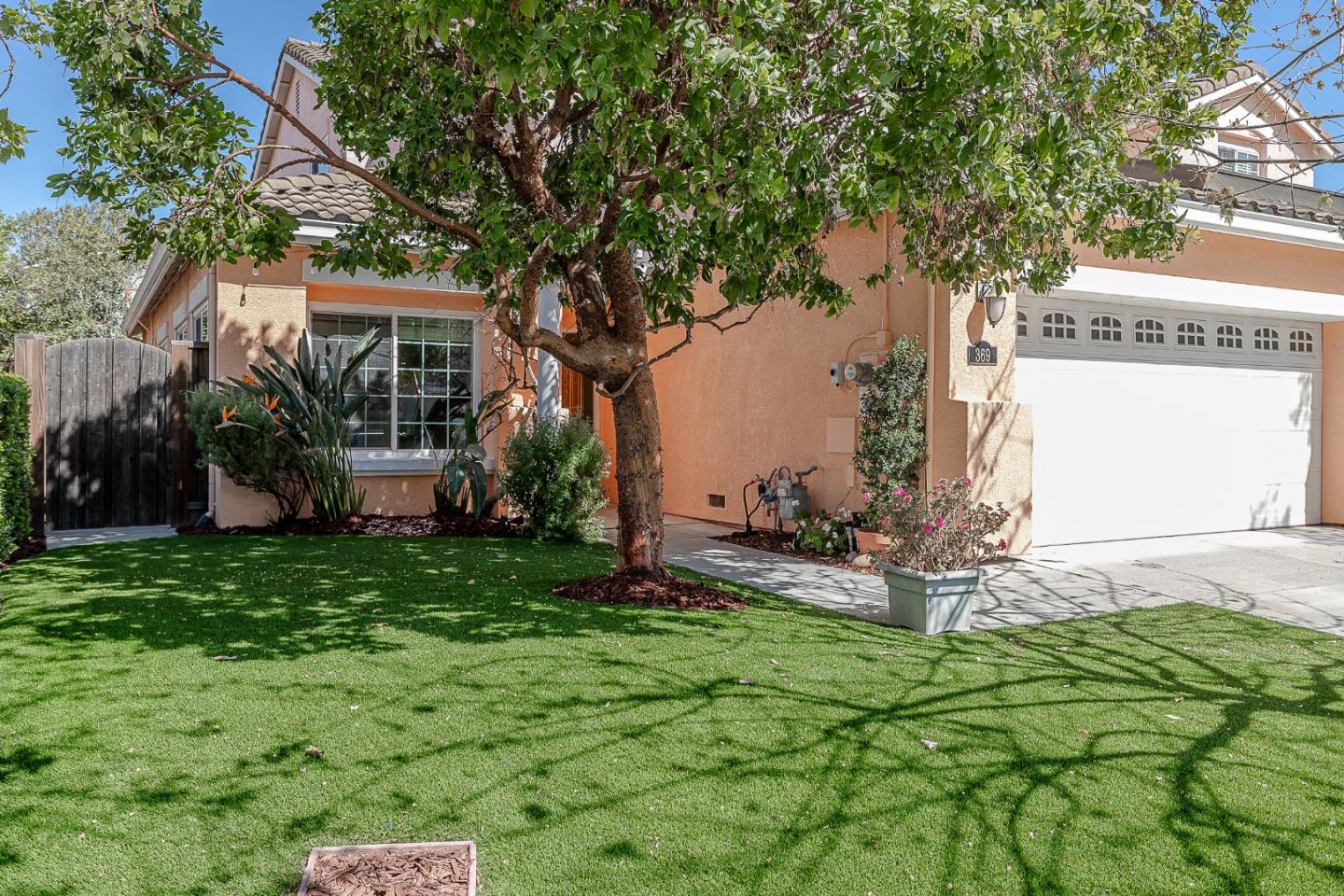 Front Image Thumbnail for ML82039609