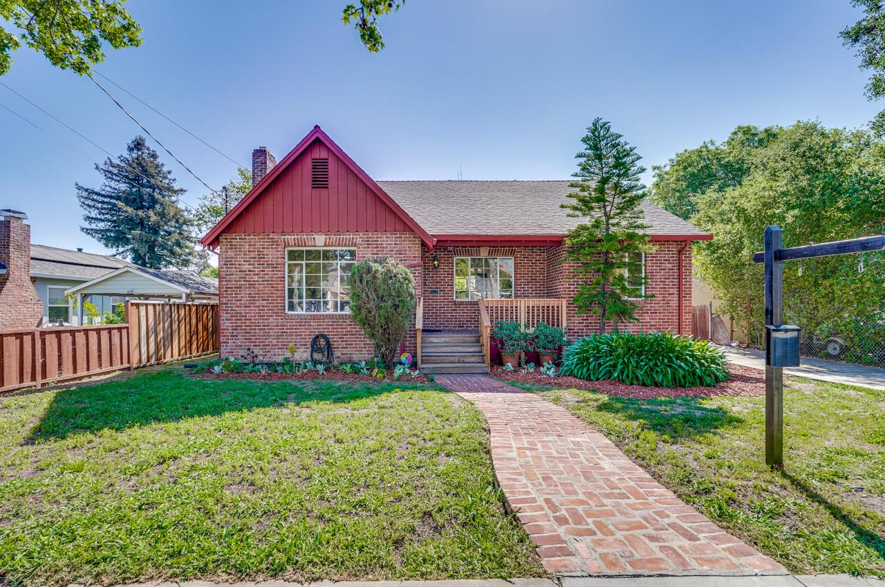 Front Image Thumbnail for ML82039689