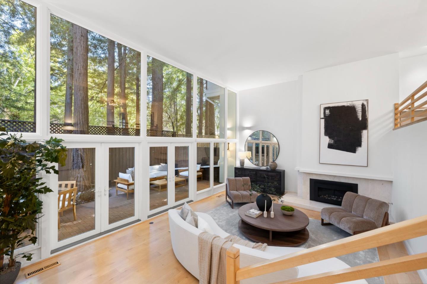 Front Image Thumbnail for ML82039695