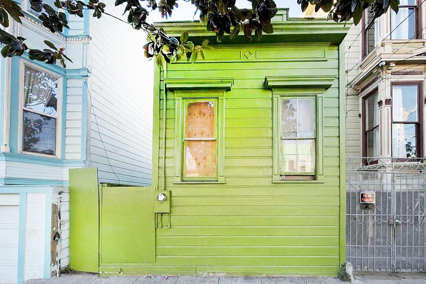 Front Image Thumbnail for ML82039783