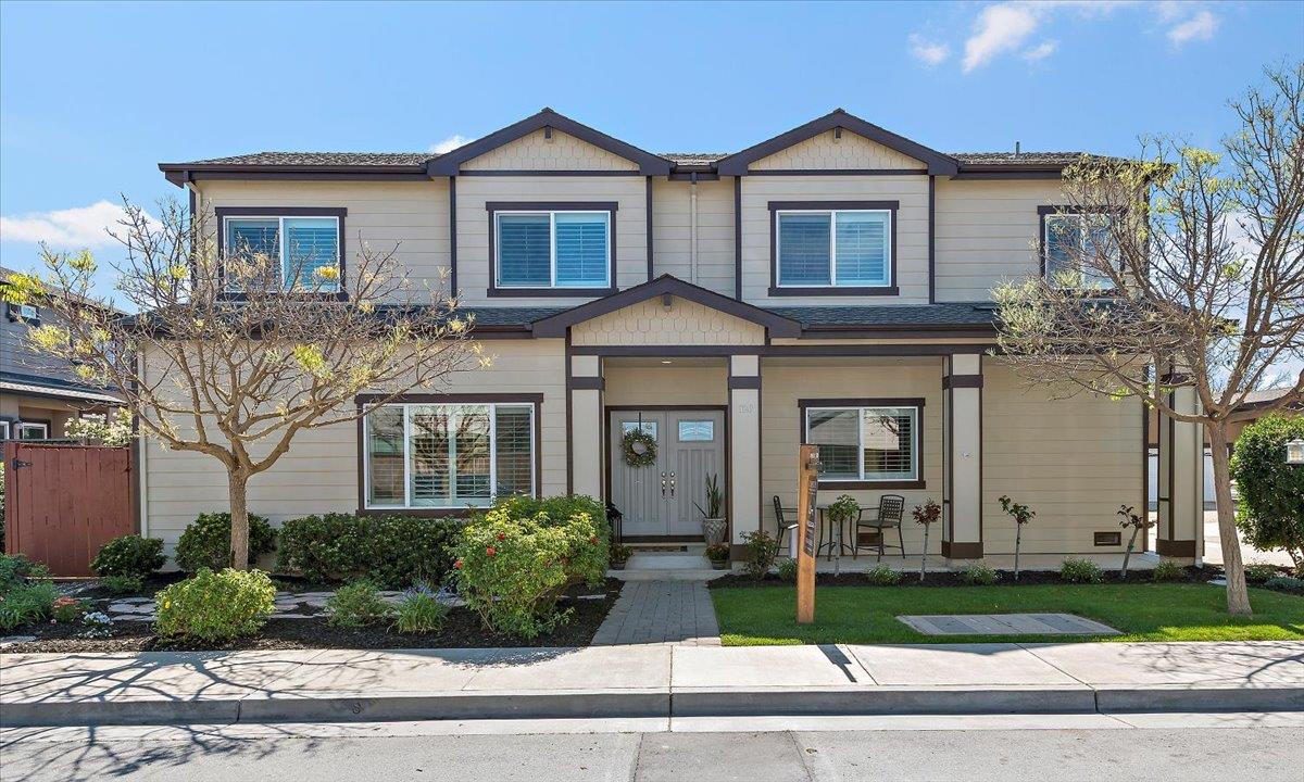 Front Image Thumbnail for ML82039792